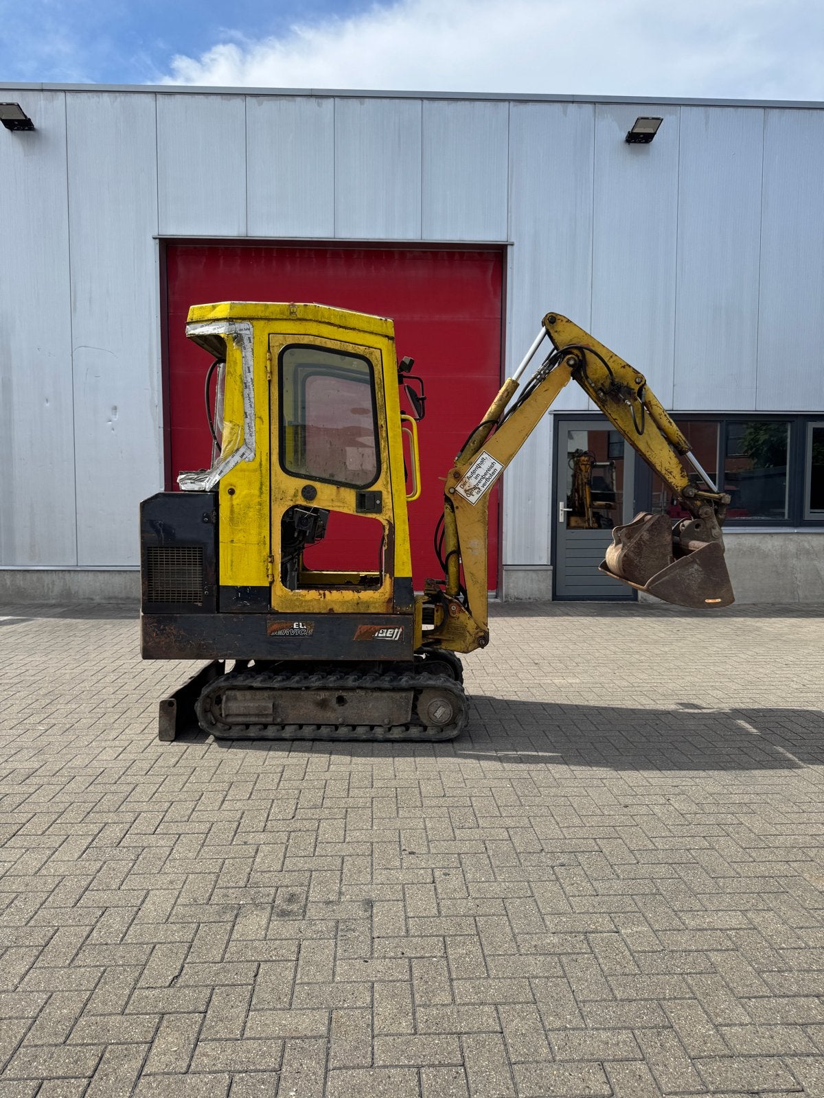 Gebruikte Schæff minigraver - Ideaal voor kleine klussen, Ophalen, Graafmachine
