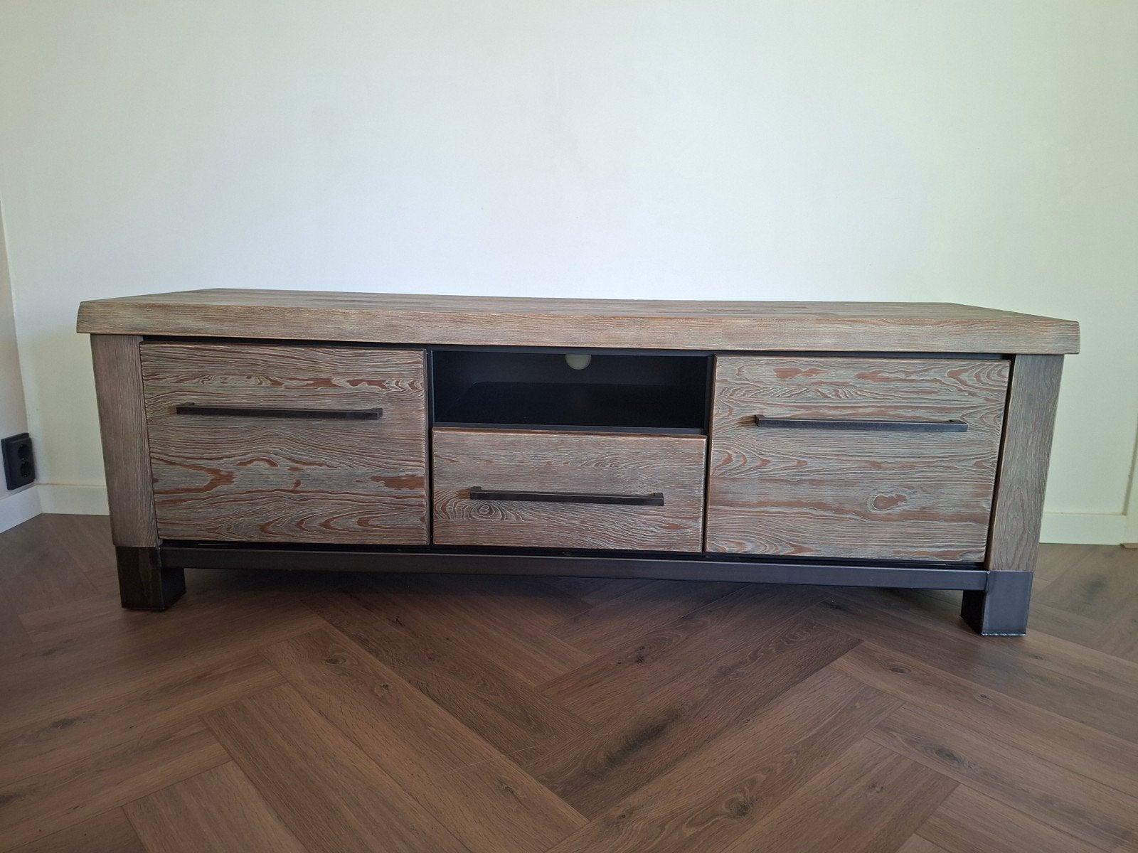 Moi TV Meubel en Salontafel, Ophalen, 50 – 75, Overige materialen, 50 tot 100 cm