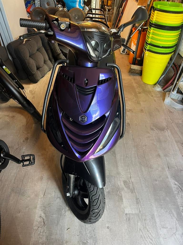 Piaggio Zip 4T 50CC Fris, Fietsen en Brommers, Scooters | Piaggio, Ophalen, Maximaal 45 km/u, Zip, Zo goed als nieuw