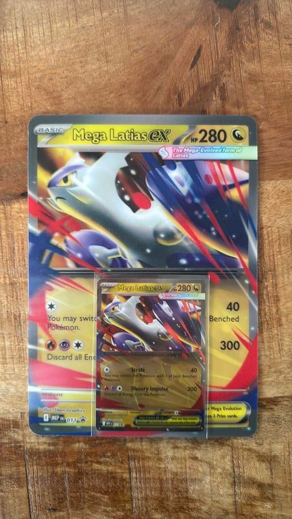 Mega Latias EX Pokémon kaart (oversized en normaal), Ophalen of Verzenden, Zo goed als nieuw, Meerdere kaarten