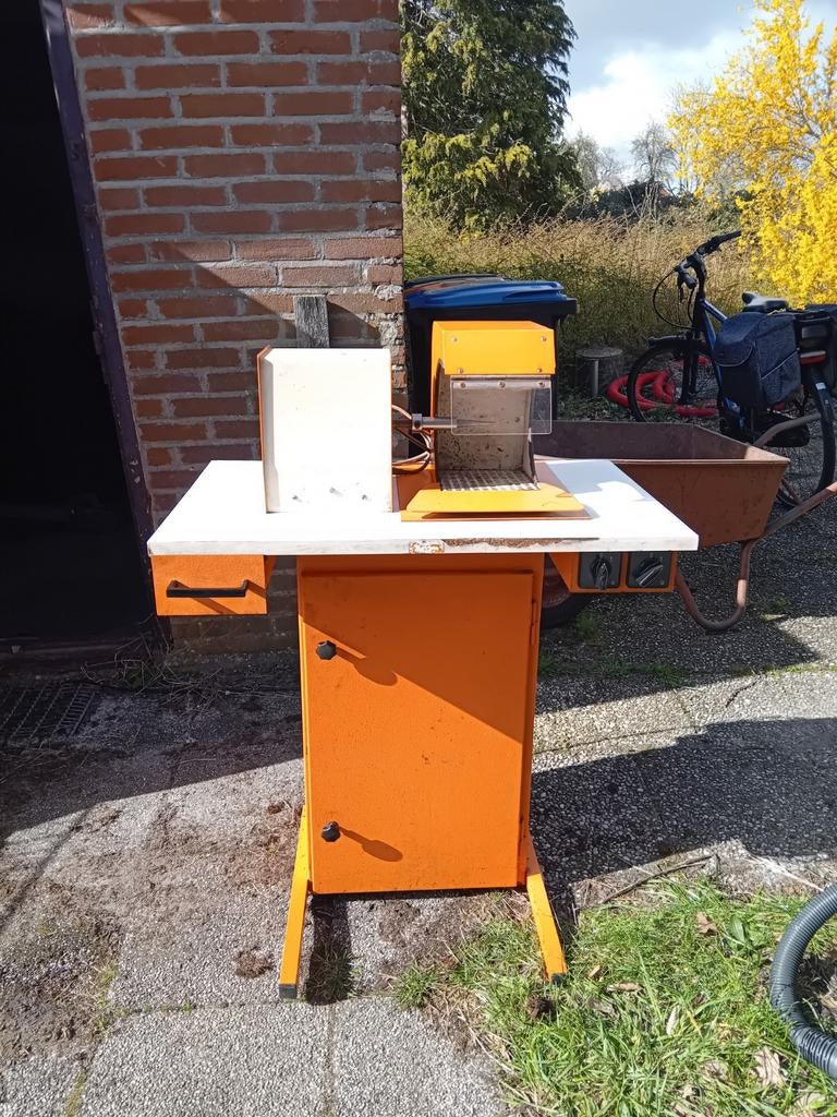 Weisert, Loser en Sohn goud en zilver polijstmachine, Ophalen, Gebruikt