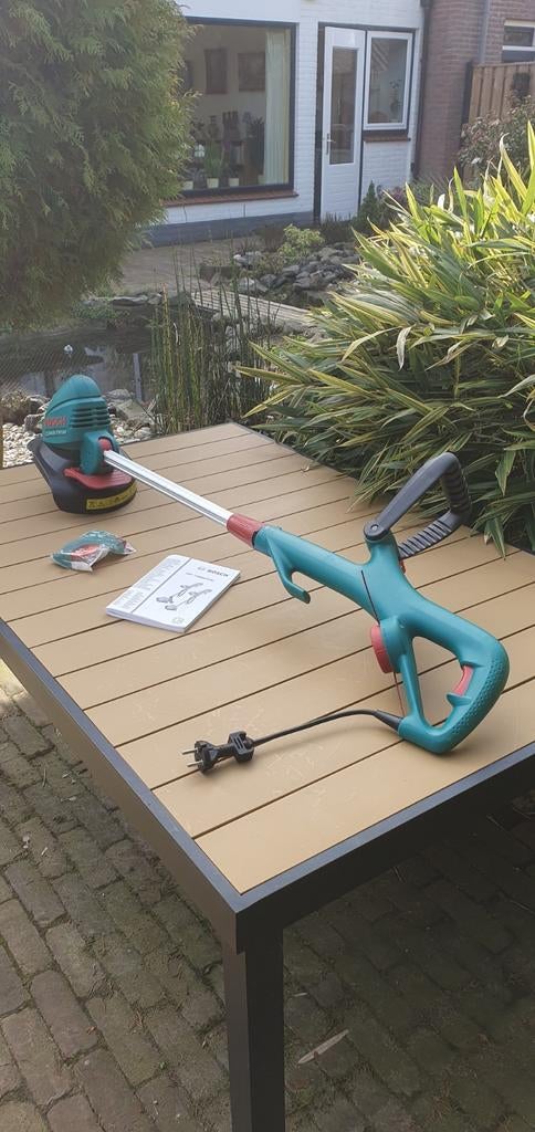 Bosch gazontrimmer, Ophalen of Verzenden, Elektrisch