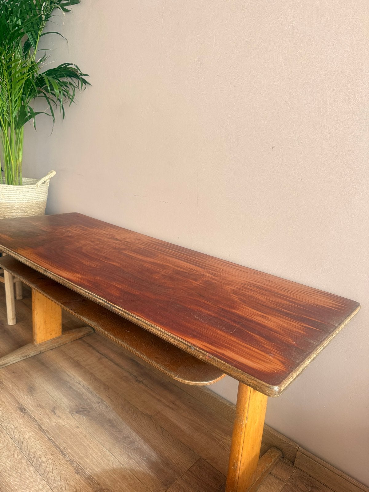 Prachtige vintage tweepersoons schooltafel met opbergplank, Ophalen