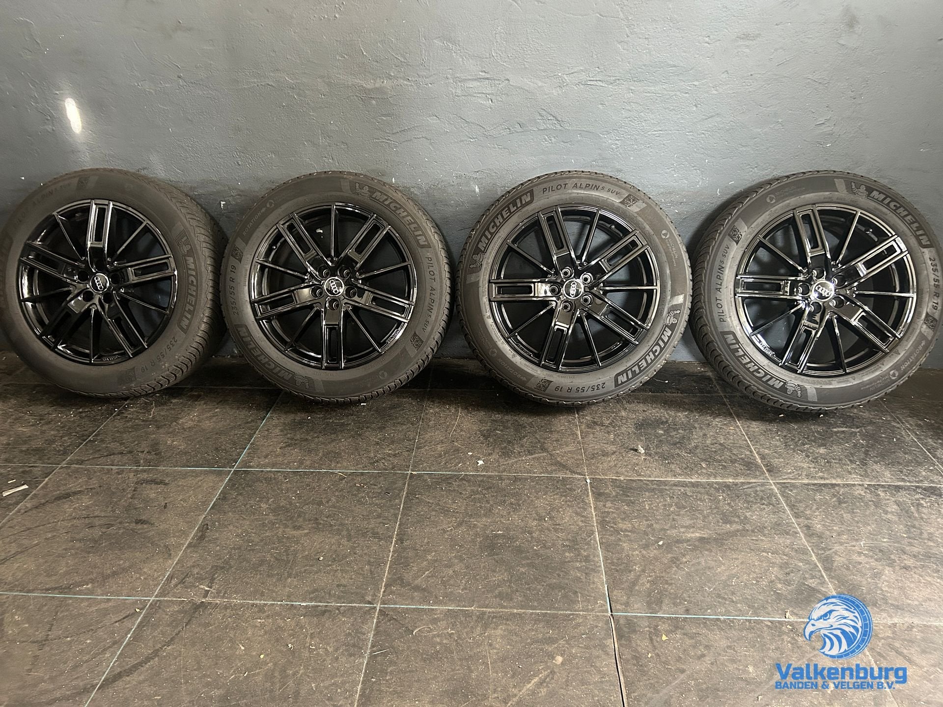 6-7mm! Audi Q5 SQ5 19 inch zwarte velgen 5x112 winterbanden, Auto-onderdelen, Banden en Velgen, 19 inch, Gebruikt, -, -