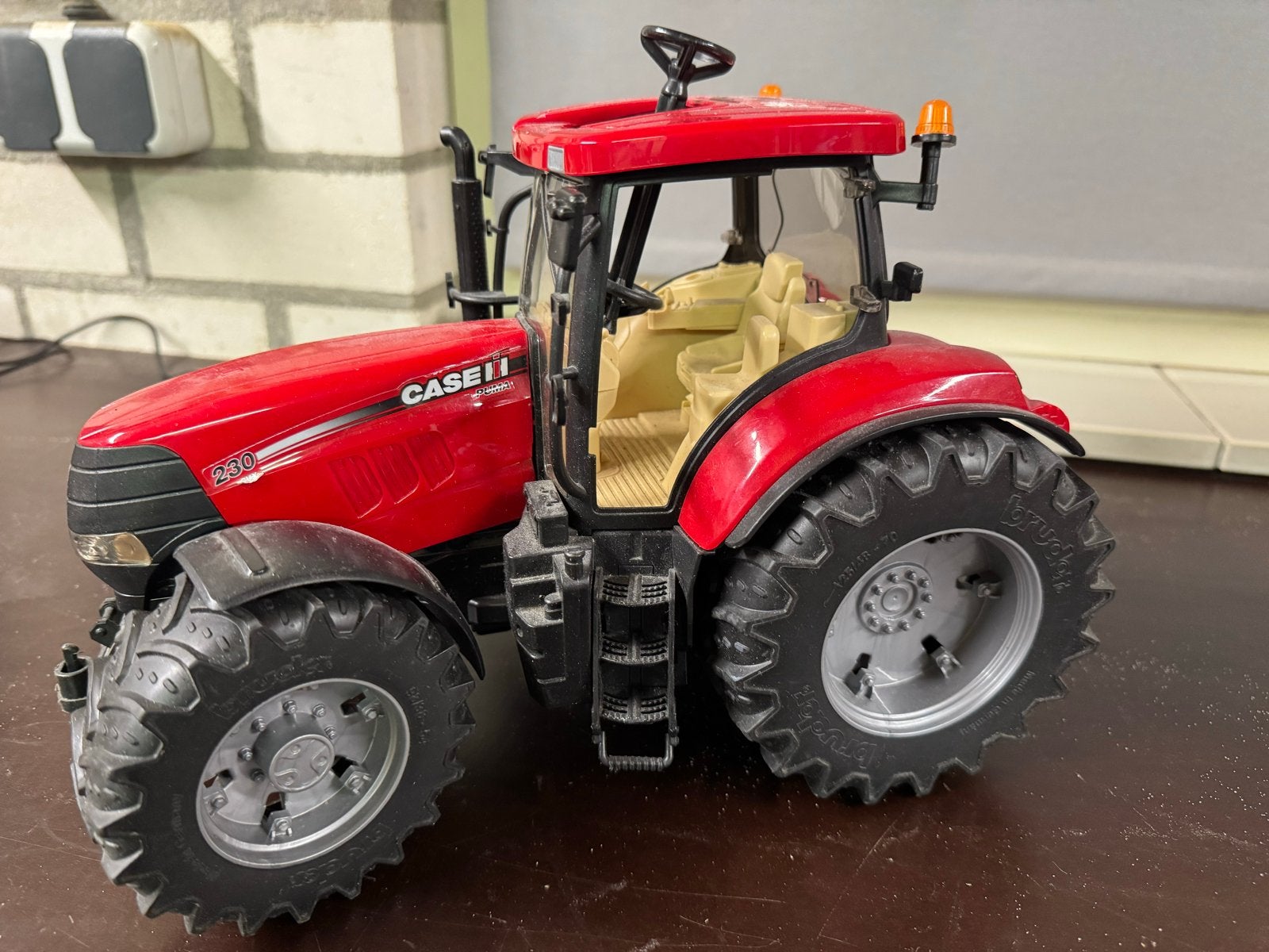 Bruder tractor Case IH Puma 230 CVX, Ophalen of Verzenden, Gebruikt