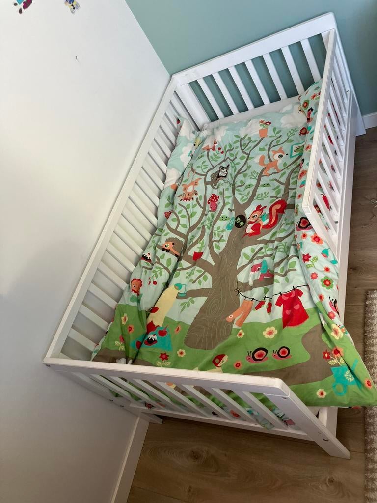 Petit Amelie juniorbed 140x70, Ophalen, 70 tot 85 cm, 140 tot 160 cm, Zo goed als nieuw