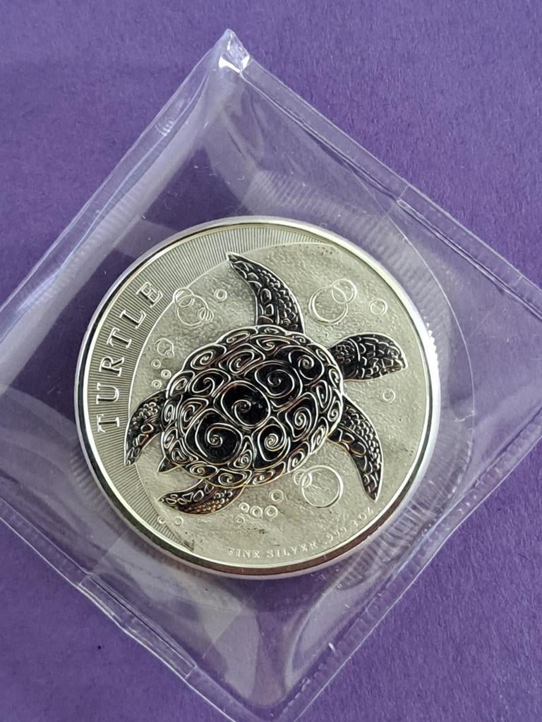 Nuie 2 ounce Turtle 2015, Postzegels en Munten, Ophalen of Verzenden, Zilver