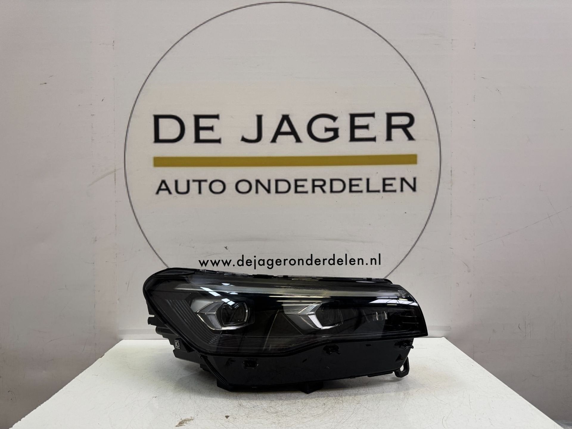 VW TIGUAN IQ LIGHT LED KOPLAMP RECHTS COMPLEET 571941060D, Gebruikt, Volkswagen, Volkswagen AG, Berliner Ring 2
38440  Wolfsburg, DE