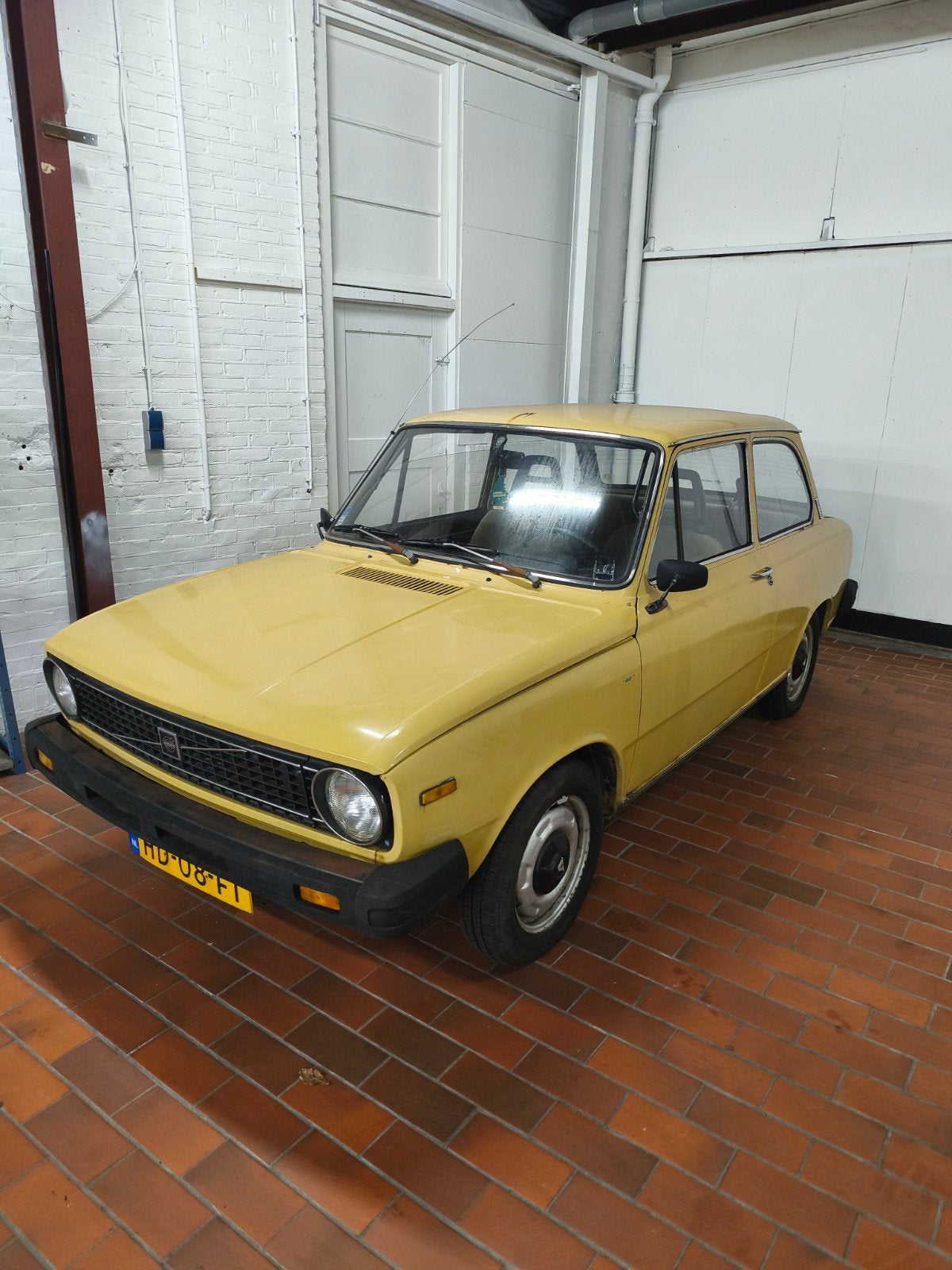 Volvo 66 1.1 L AUT 1981 Geel, Auto's, Automaat, 4 cilinders, Particulier, 818 kg
