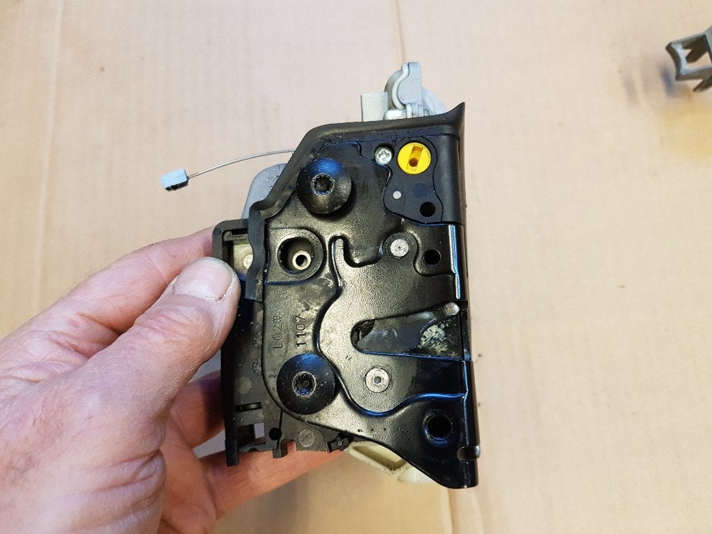 Deurslot links voor div vw en seat modellen 1p2 837 01, Ophalen of Verzenden