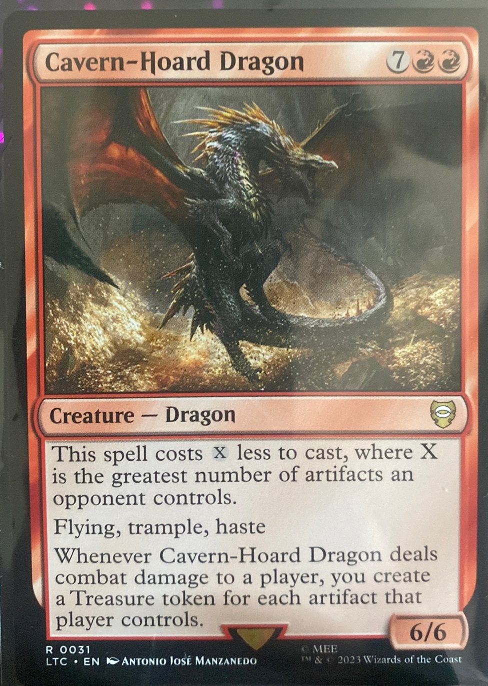 Cavern-Hoard Dragon, Ophalen, Zo goed als nieuw, Foil