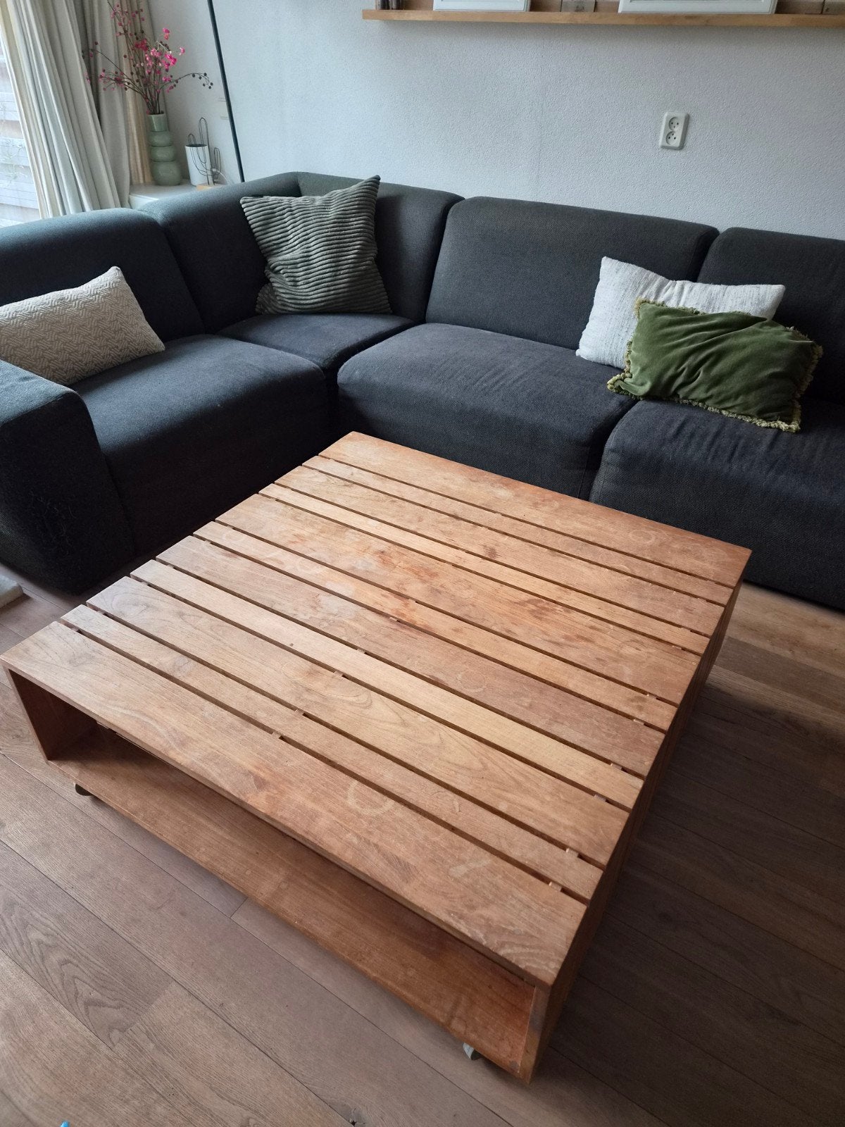 Salon tafel hout vierkant, Ophalen, Gebruikt, Vierkant, 5 – 50