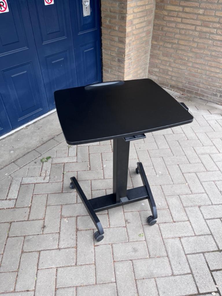 Small sitting/standing desk - Klein zit-/sta-bureau, Ophalen, In hoogte verstelbaar, 60 cm, 52 cm