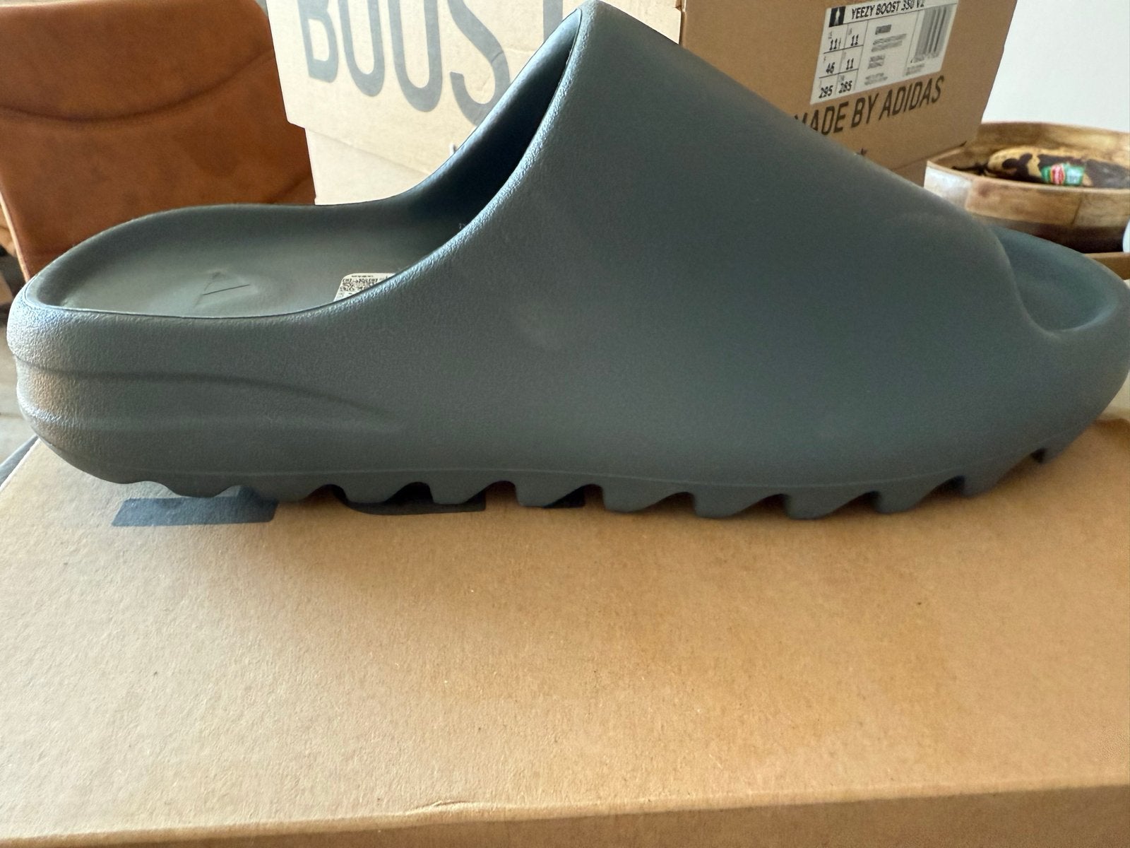 Yeezy Slide Slate Marine - Maat 46, Kleding | Heren, Schoenen, Verzenden, Nieuw, Blauw, Slippers