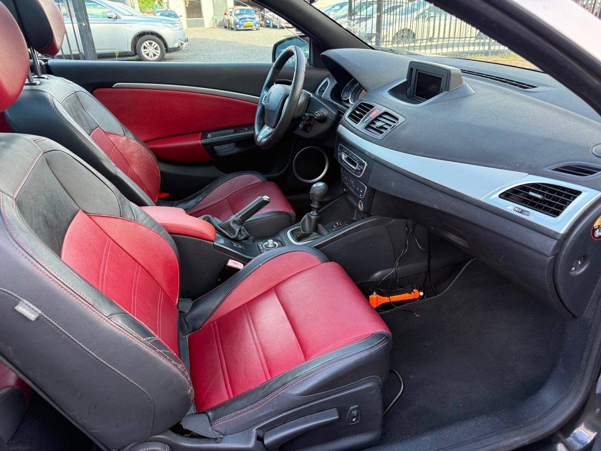 Foto 17 van Renault Mégane Coupé-Cabriolet 1.4 TCE CC*LEER*AKTIEPRIJS!