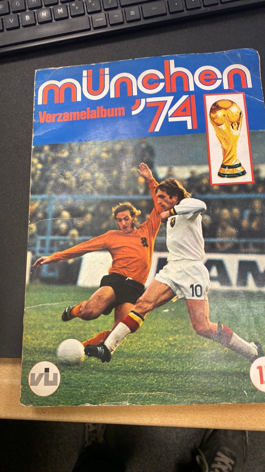 Voetbal munchen verzamelalbum 1974, Ophalen of Verzenden, Gebruikt, Buitenlandse clubs, Boek of Tijdschrift