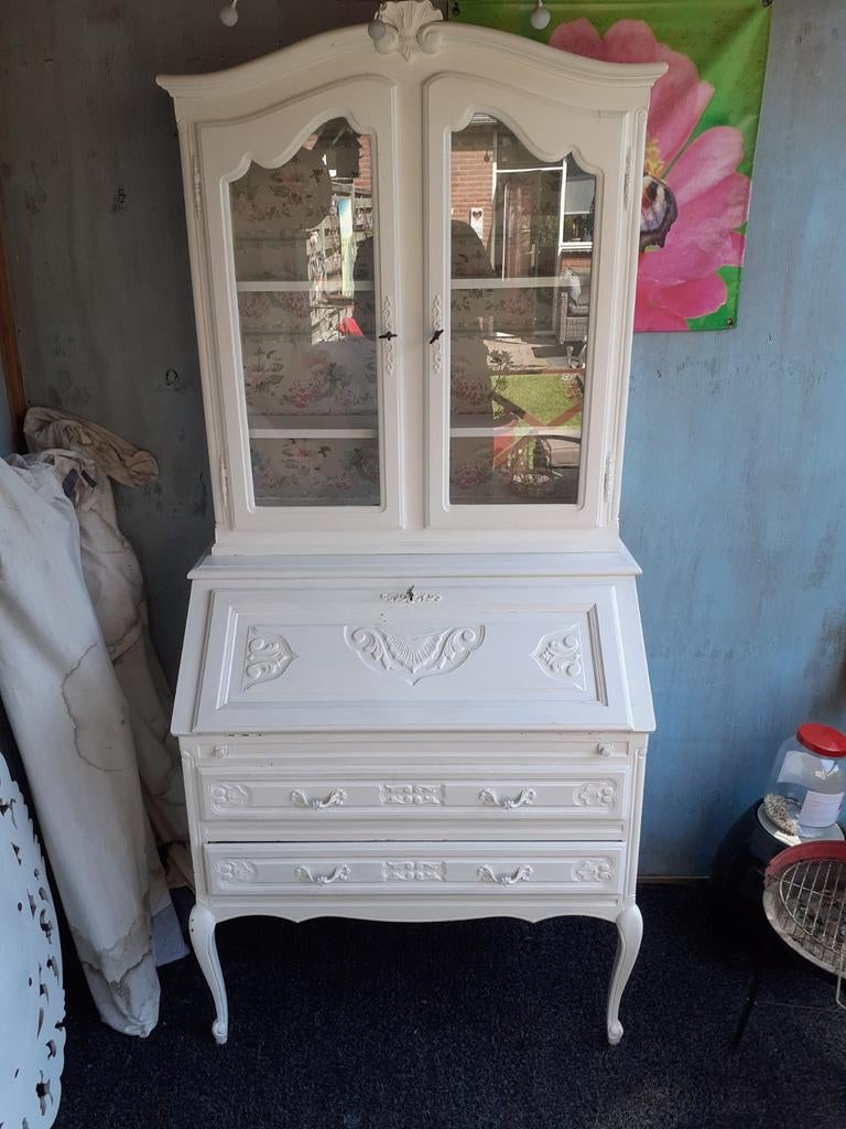 secretaire dressoir met vitrinekast, Ophalen