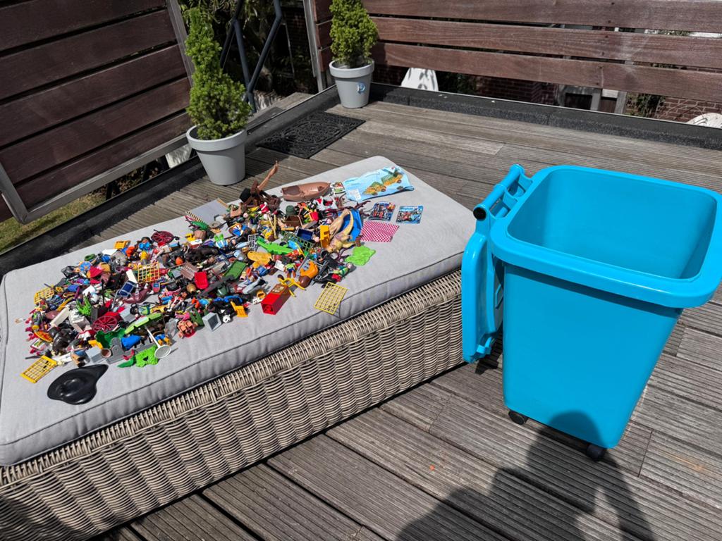 Partij playmobil incl container, Ophalen, Gebruikt