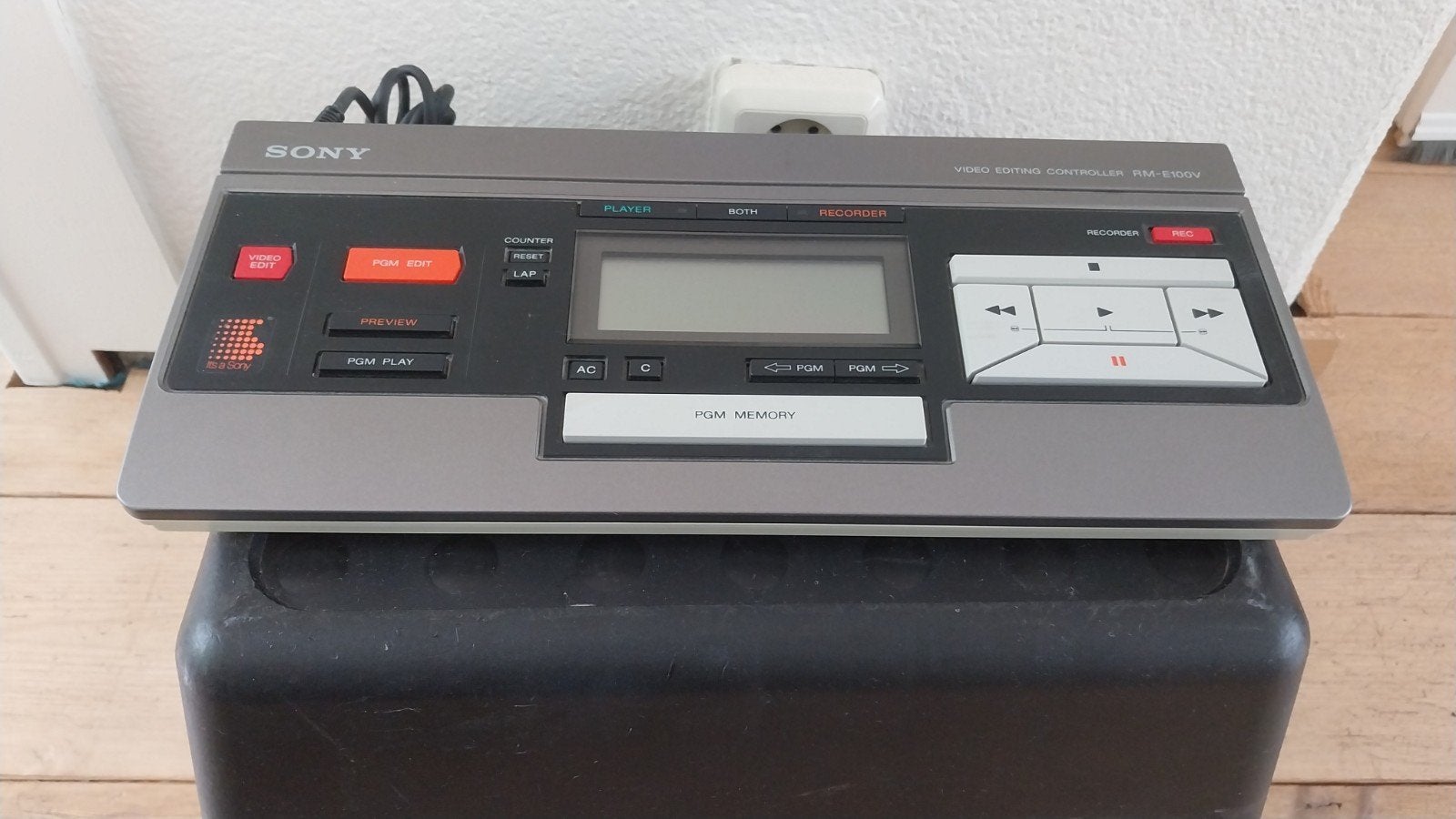 Sony Video Editing Controller RM-E100V 2 stuks leverbaar, Ophalen of Verzenden, Gebruikt, Overige typen