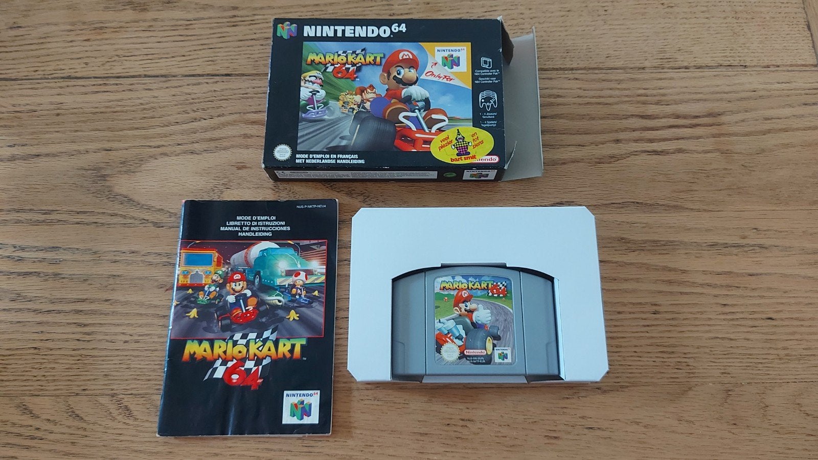 Mario Kart 64 N64					€ 70, Verzenden, 1 speler, Racen en Vliegen, Zo goed als nieuw