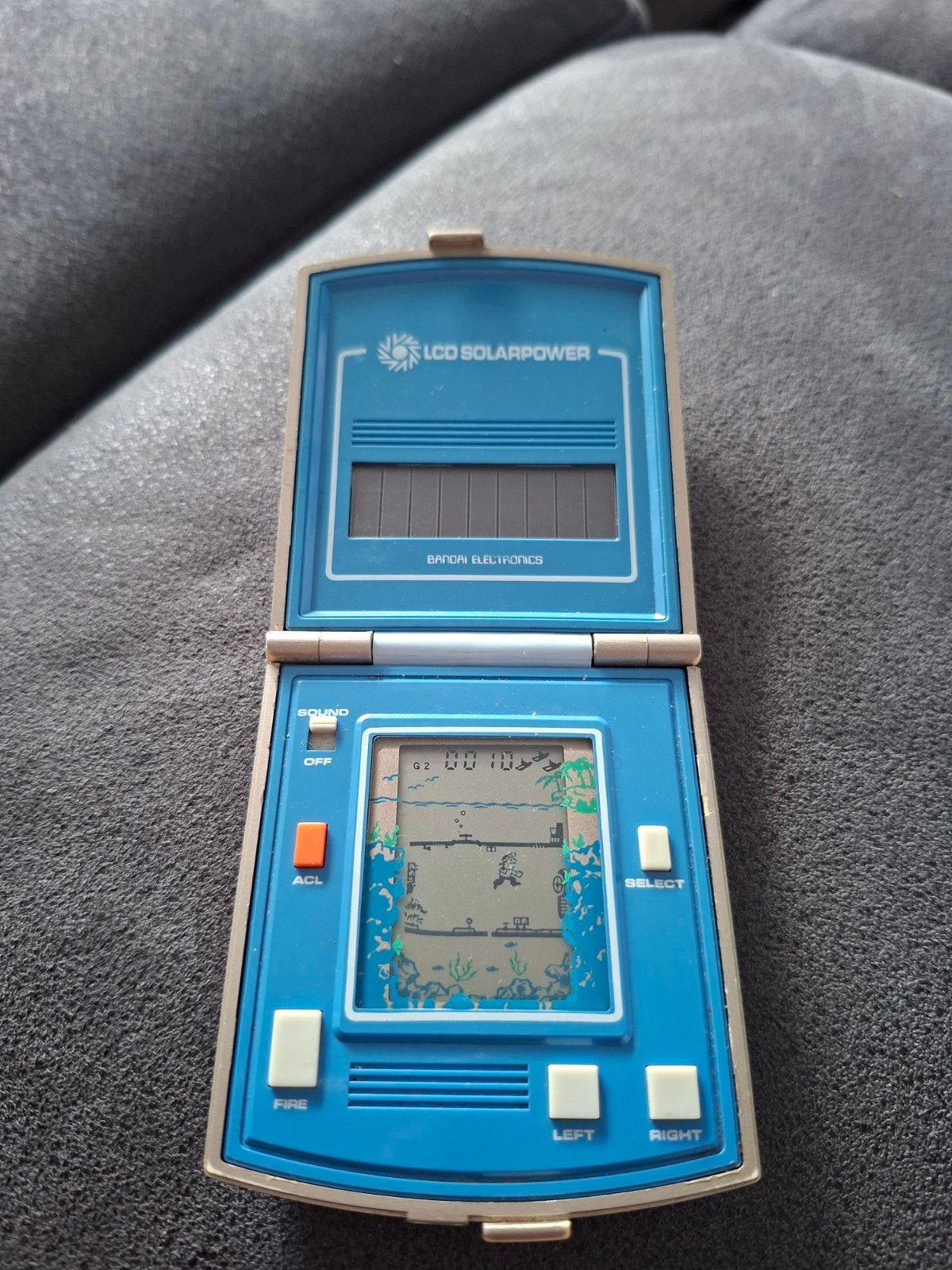 Vintage Bandai LCD Solar Power handheld game, Ophalen of Verzenden, Gebruikt