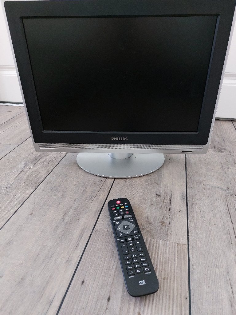 televisie lcd flat philips 19 inch met afstandsbediening, Ophalen, Gebruikt, 50 Hz, Philips
