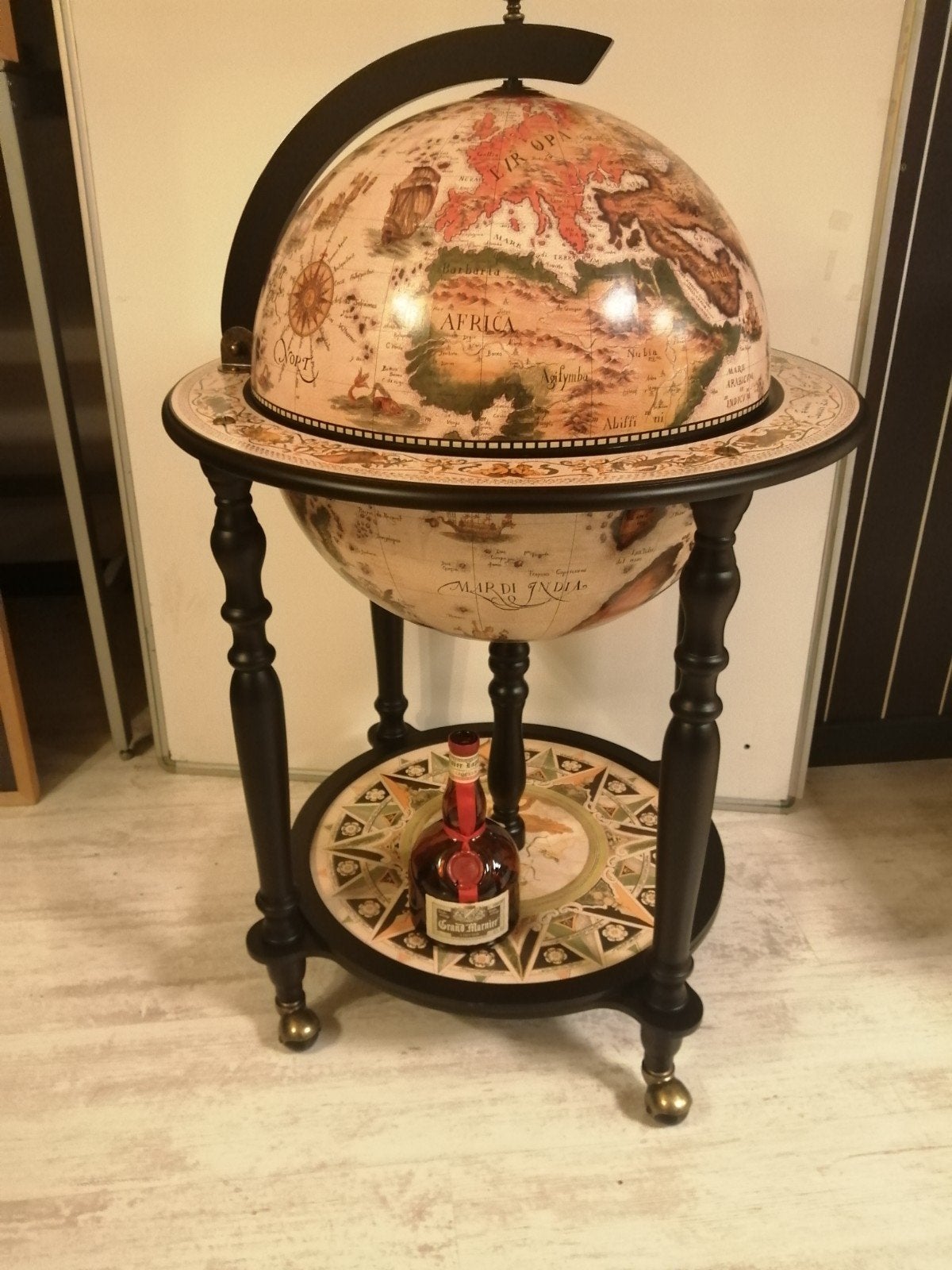 XXXL GLOBEBAR BARGLOBE WIJNBAR 95X60CM NIEUW SHOWROOM MODEL, Ophalen