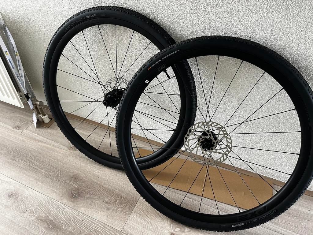 Gravel wielen Giant PX2 met Crosscut tubeless banden. NIEUW!, Nieuw, Aluminium, Racefiets, Ophalen