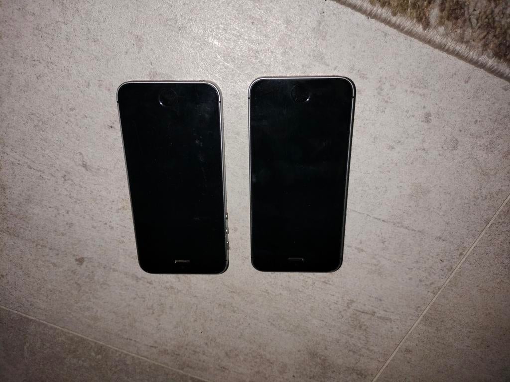 2 keer iPhone 5 5c, Telecommunicatie, Ophalen of Verzenden, IPhone 5C