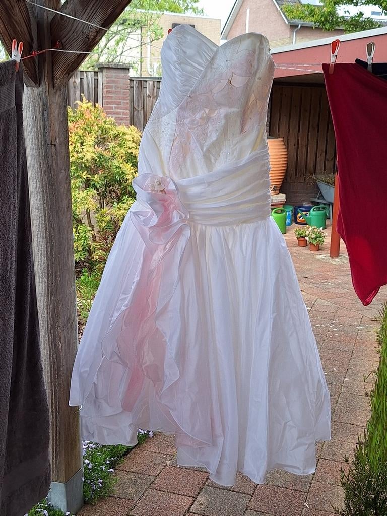 Moderne bruidsjurk met bolero maat 38, Ophalen of Verzenden, Gedragen, Roze, Trouwjurk
