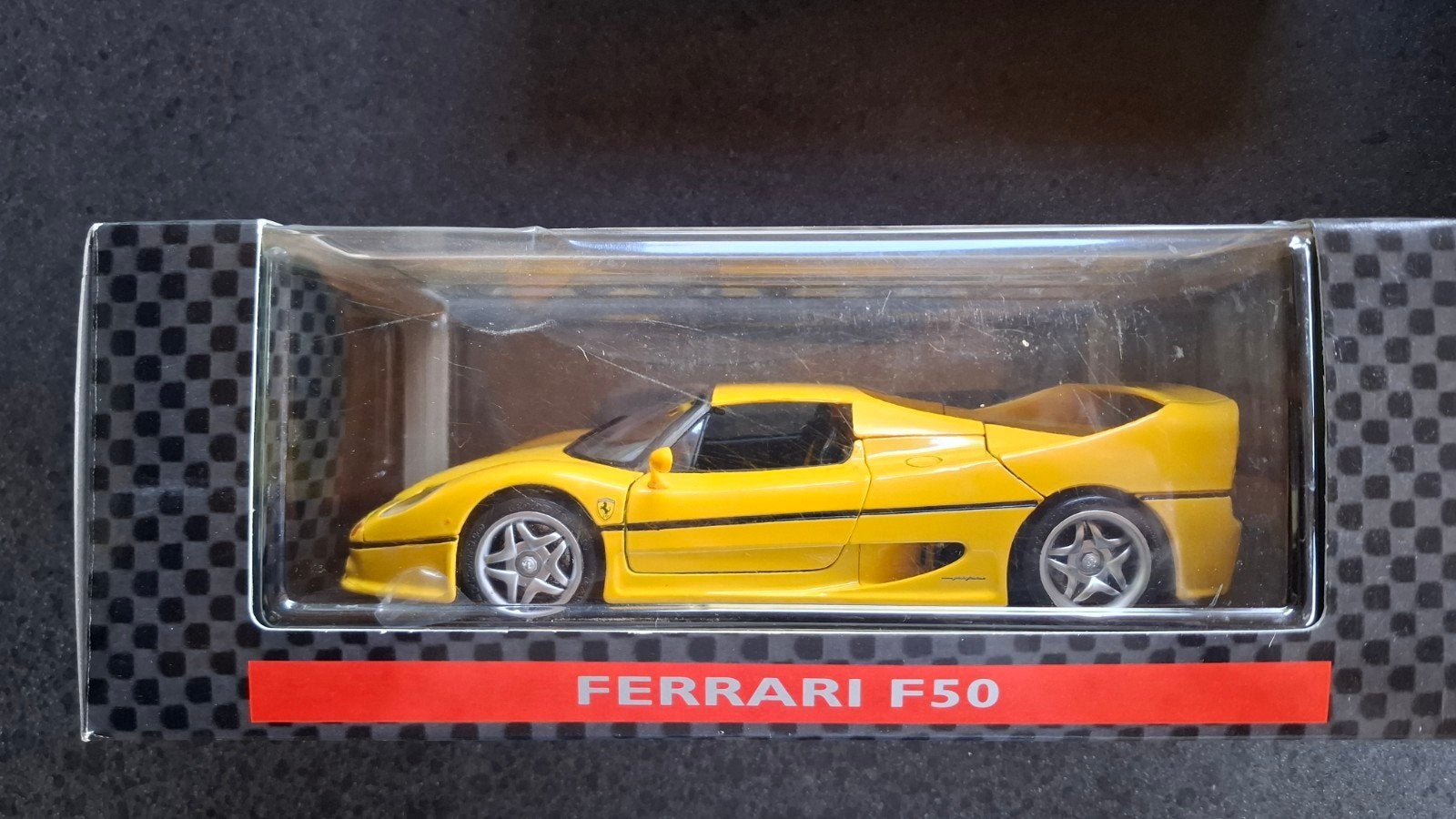 Ferrari F 50  1:18, Ophalen of Verzenden, Auto