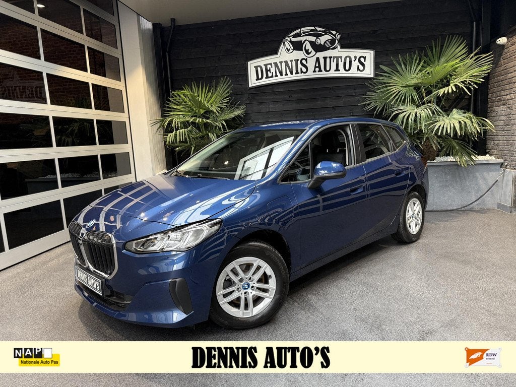 BMW 2-serie Active Tourer 225e xDrive, Auto's, BMW, Automaat, Gebruikt, 16 kWh, Vierwielaandrijving