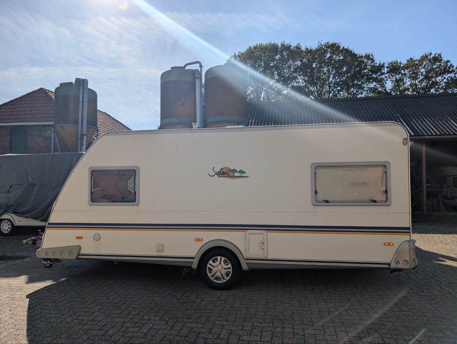Wilk Safari 500TK - 5 persoons caravan met stapelbed, Caravans en Kamperen, Mover, Stapelbed, Treinzit, Particulier