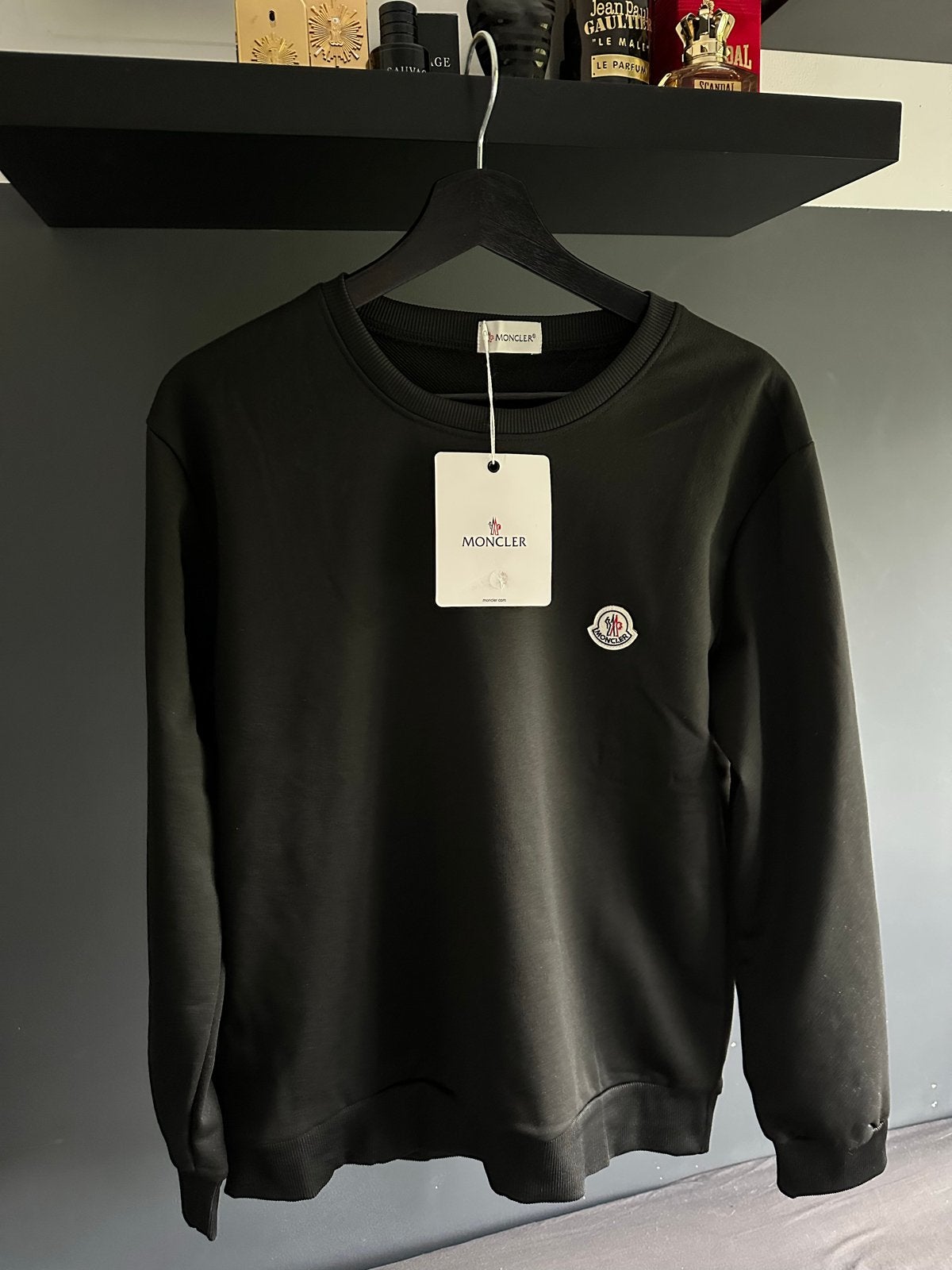 Nieuwe Moncler trui met prijskaartje - Perfecte staat, Verzenden, Nieuw, Overige maten, Zwart