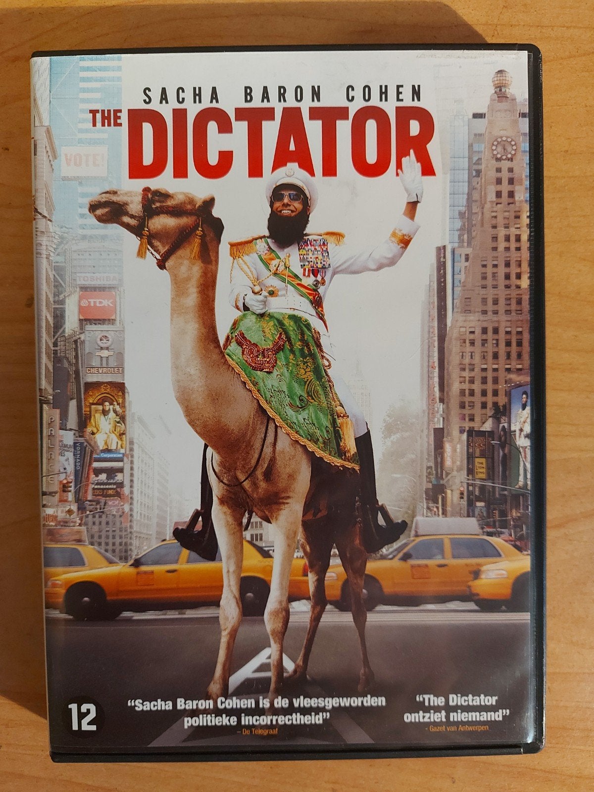 The Dictator - 2012 maker Borat, Alle leeftijden, Ophalen of Verzenden, Zo goed als nieuw, Actiekomedie