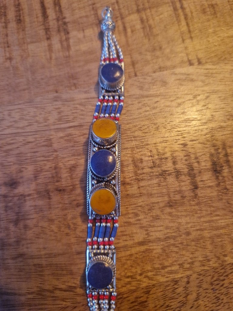 Tibetaanse zilveren armband met barnsteen en lapis., Sieraden, Tassen en Uiterlijk, Ophalen of Verzenden, Zilver, Armband, Met edelsteen