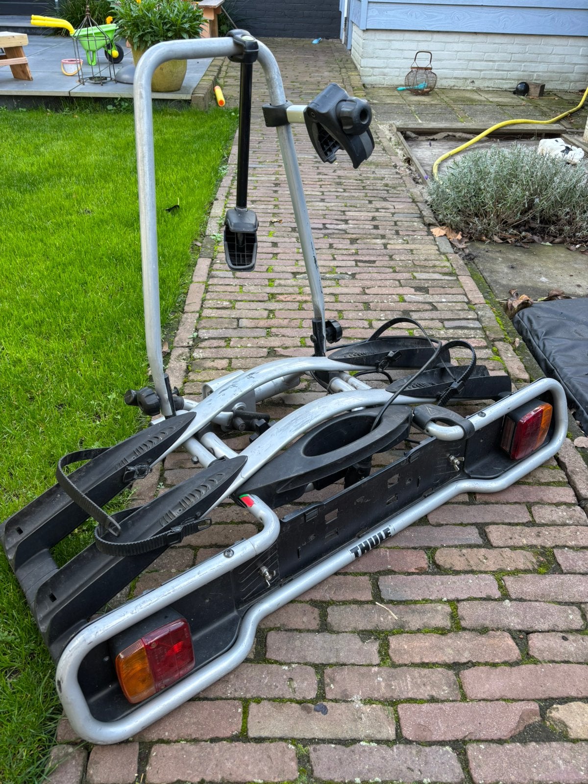 Thule fietsendrager EW945, Ophalen, 2 fietsen, Gebruikt, Trekhaakdrager