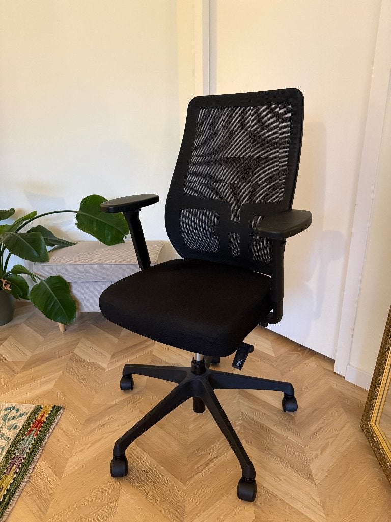 Euroseats Torino NPR Mesh Bureaustoel, Ophalen, Gebruikt, Zwart, Bureaustoel