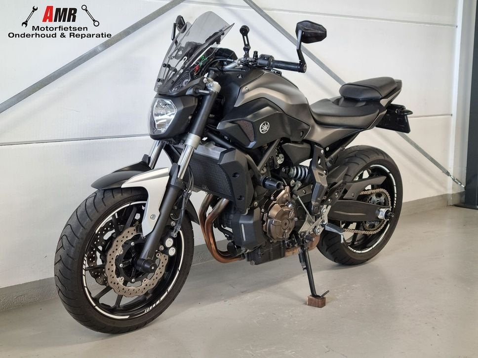 YAMAHA MT 07 ABS (bj 2015), Motoren, 2 cilinders, Bedrijf, Onbekend, YAMAHA