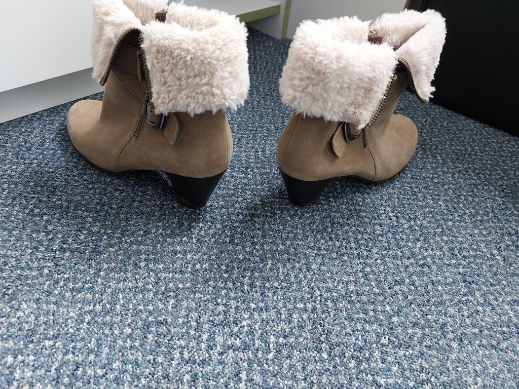 Enkel laars Gabor beige  mt 7, 5, Ophalen of Verzenden, Zo goed als nieuw, Zwart