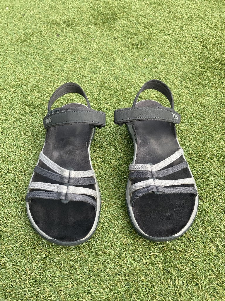 Teva dames sandalen maat 39 zwart/grijs, Kleding | Dames, Schoenen, Zwart, Teva, Gedragen, Sandalen of Muiltjes