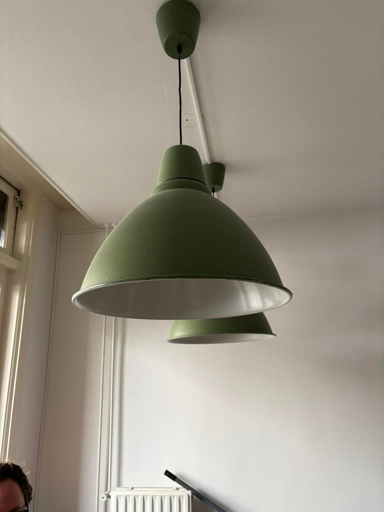 2 industriële hanglampen groen, Huis en Inrichting, Ophalen, Zo goed als nieuw, Minder dan 50 cm