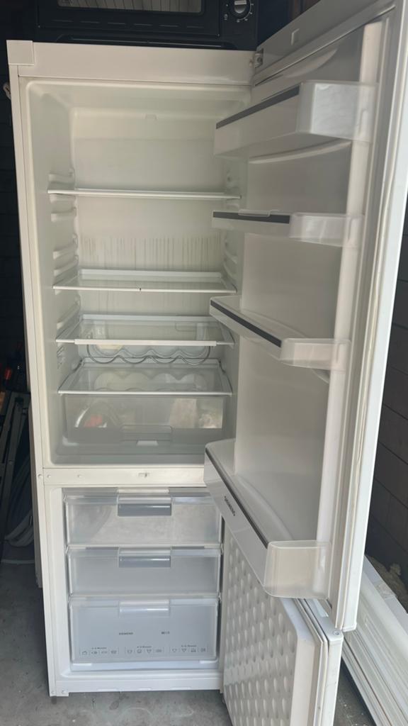 Siemens Koel-vriescombinatie - Ruim en Energiezuinig, Ophalen, Gebruikt, 200 liter of meer, 60 cm of meer