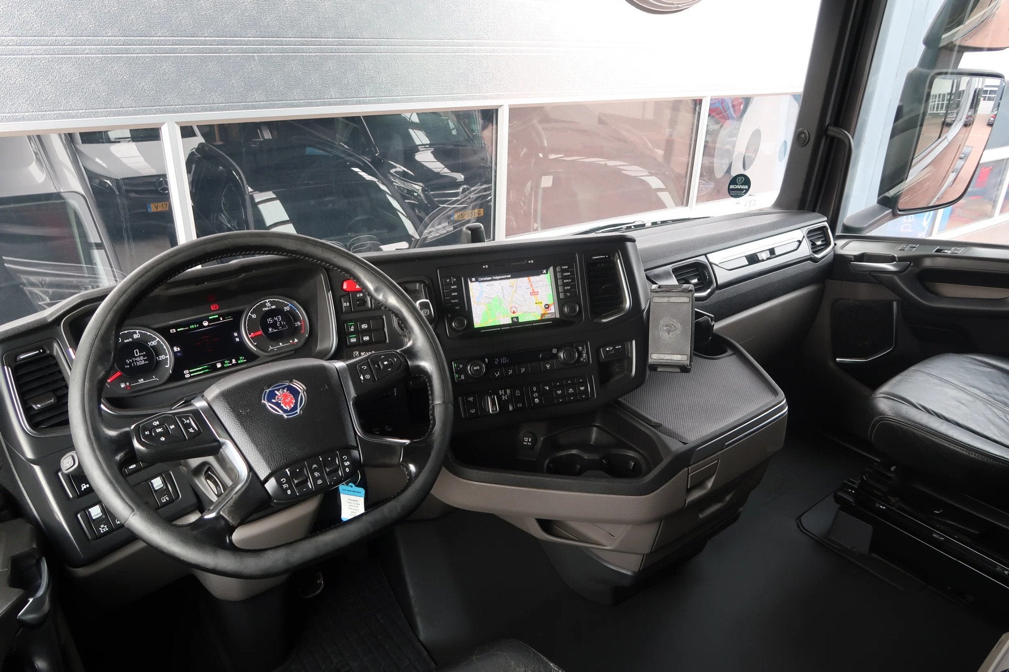 Scania S650 V8 NGS 6X4NB/ FULL AIR/ RETARDER/ HYDRAULICS/ LE, Auto's, Automaat, Achterwielaandrijving, Euro 6, Scania