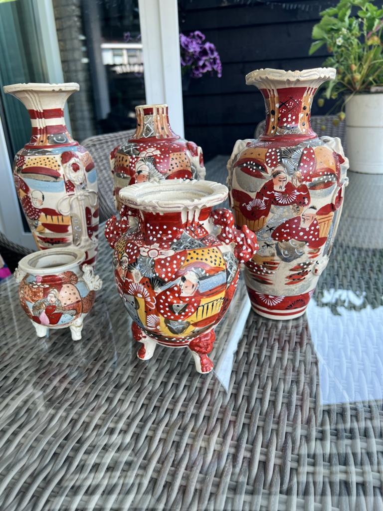 Set van 5 antieke Japanse Satsuma vazen en potten, Ophalen