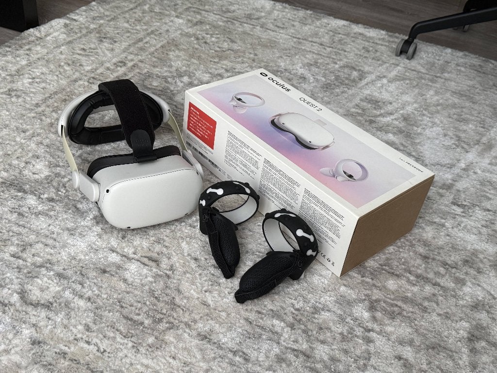 Oculus Quest 2 128GB + Kiwi Comfort Strap + Comfort Grips, Spelcomputers en Games, Virtual Reality, Ophalen, Gebruikt, VR-bril