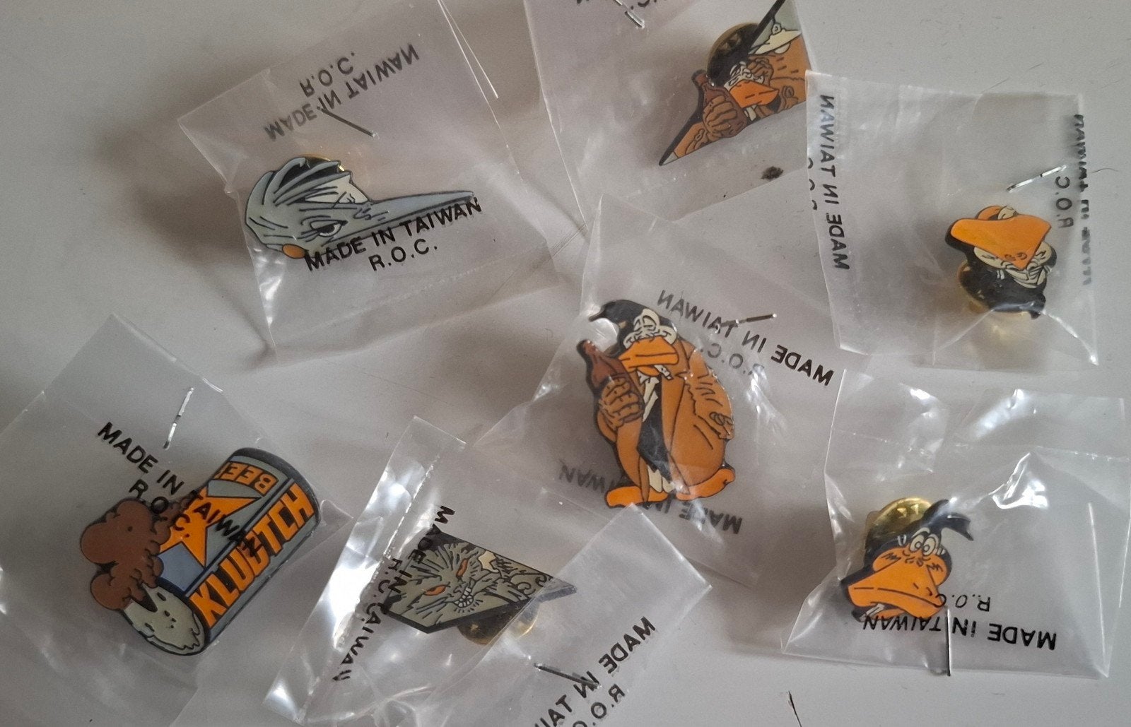 Vintage Canardo strip-pins set - jaren '90, Ophalen of Verzenden, Nieuw, Overige onderwerpen, Speldje of Pin