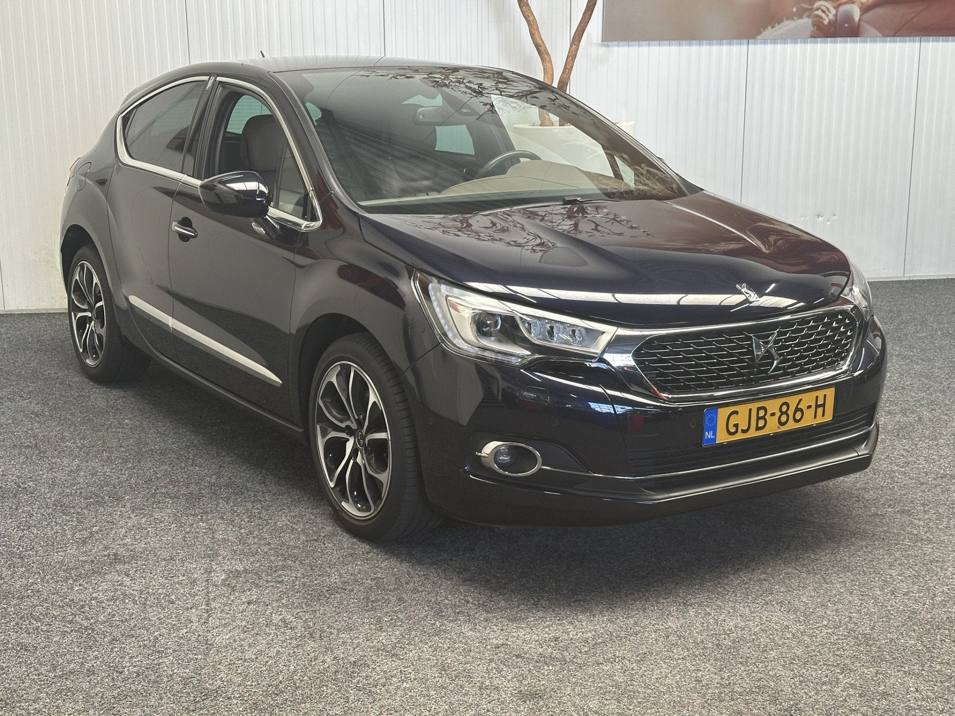 DS DS 4 1.6THP 165PK CHIC AUTOMAAT COGNAC LEDER ACHTERUITRIJ, Auto's, Dealer onderhouden, Gebruikt, 4 cilinders, Blauw