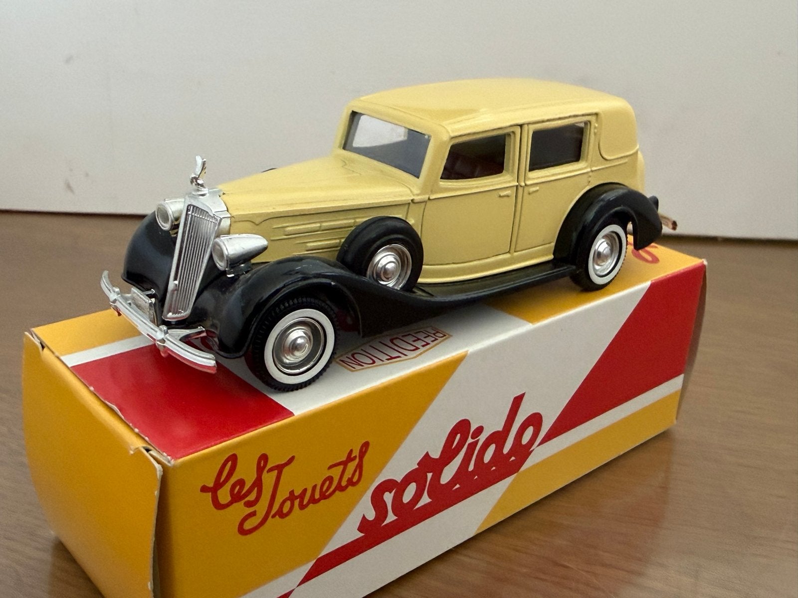 Solido Packard 1937 schaalmodel - Zo goed als nieuw, Ophalen of Verzenden, Zo goed als nieuw, Auto