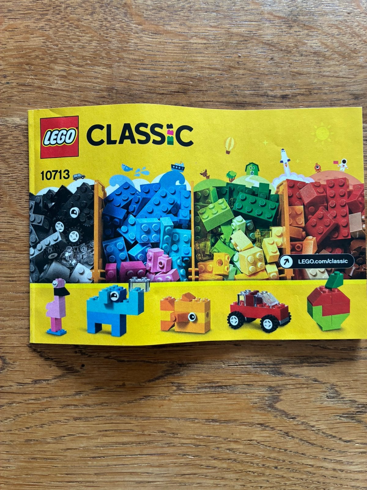 Lego Classic 10713 Creatieve Koffer - Compleet met Bouwbesch, Gebruikt, Overige thema's, Lego, Ophalen of Verzenden